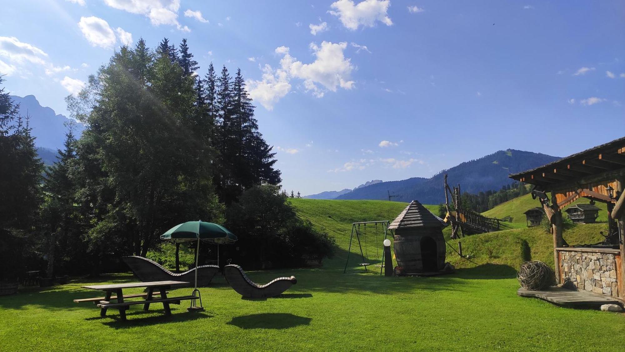Guesthouse Rungg Badia (South Tyrol) Exterior photo