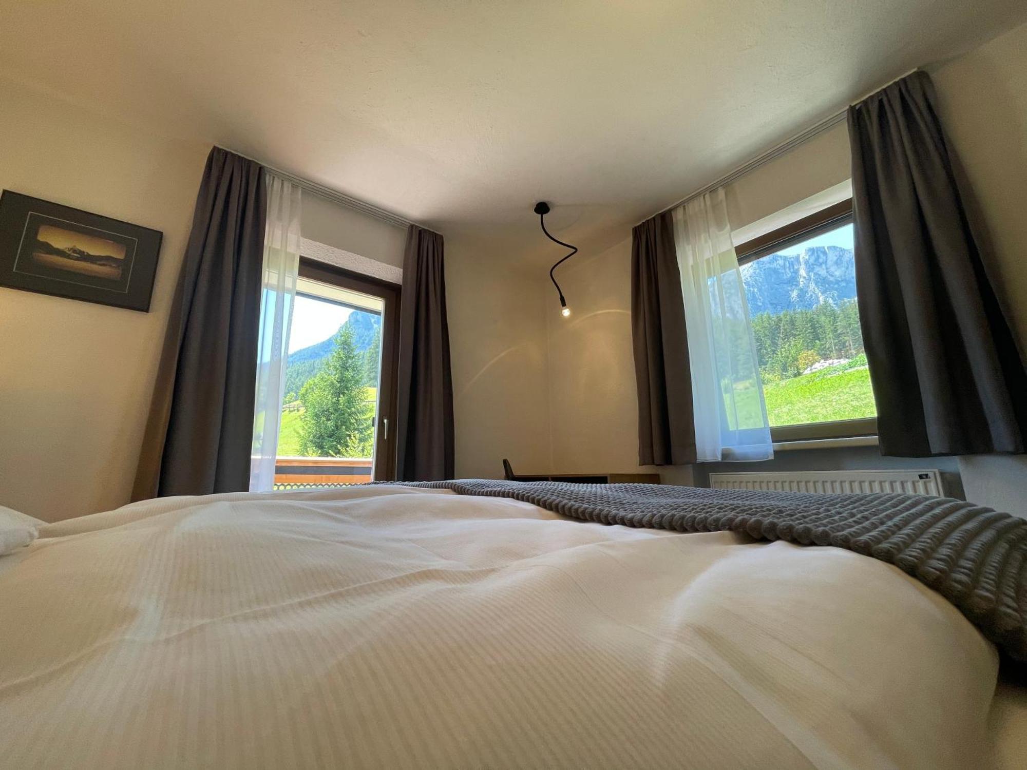 Guesthouse Rungg Badia (South Tyrol) Exterior photo